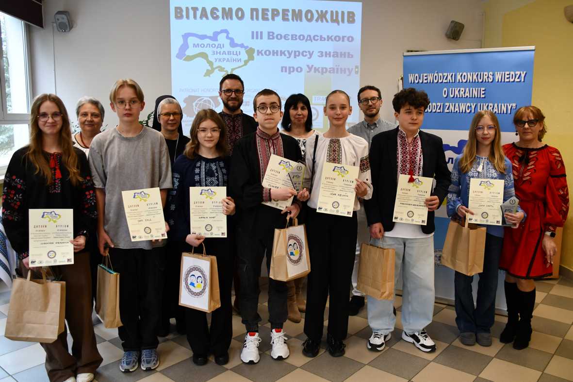 Zdjęcie z Konkursu Wiedzy o Ukrainie