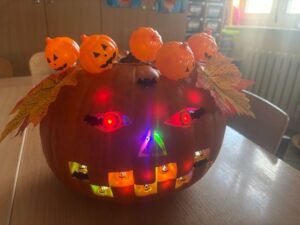 KONKURS PUMPKIN LANTERN dla klas 1-3