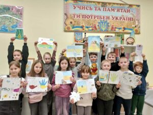 Prace uczniów dla żołnierzy walczących w Ukrainie.